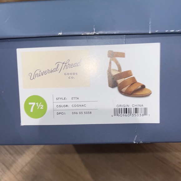 Universal Thread Heels - Picture 3 of 3